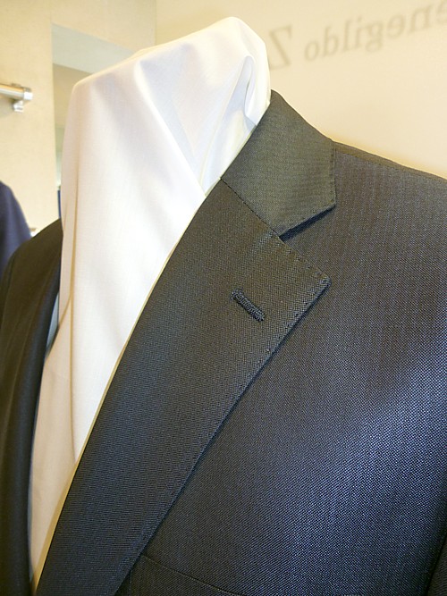 オーダースーツ