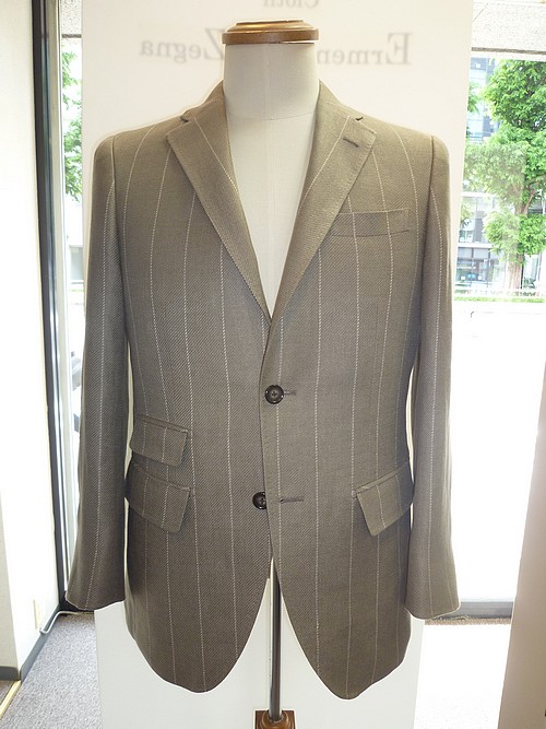 オーダースーツ