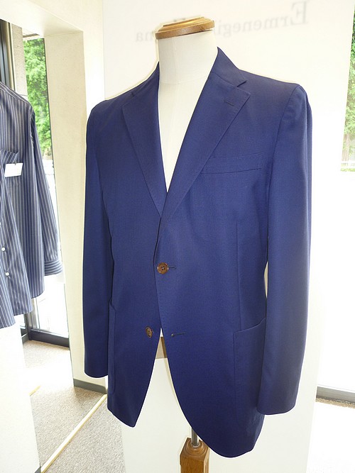 オーダースーツ