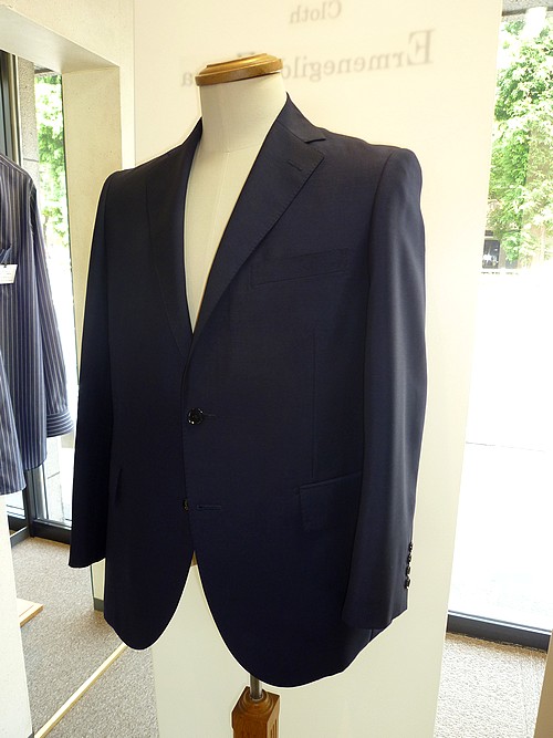 オーダースーツ