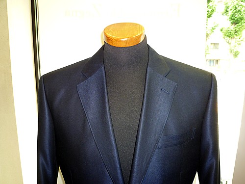 オーダースーツ