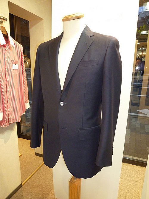 オーダースーツ