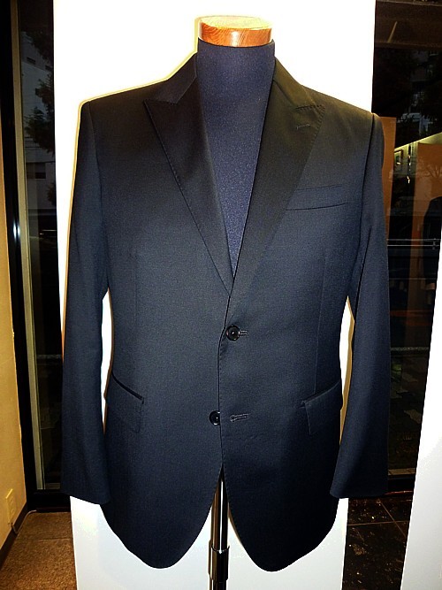 オーダースーツ